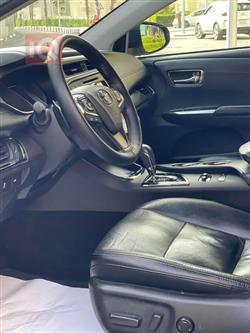 تويوتا أفالون